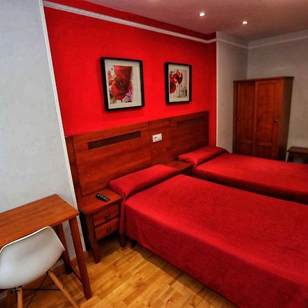 Hostal Vitorina Сория Экстерьер фото