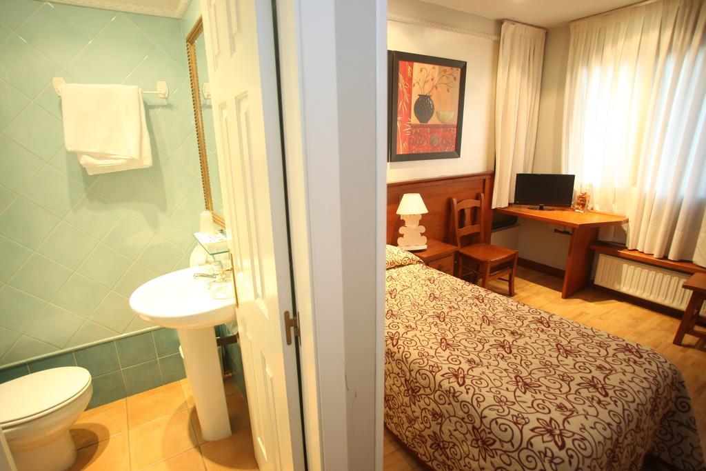 Hostal Vitorina Сория Экстерьер фото