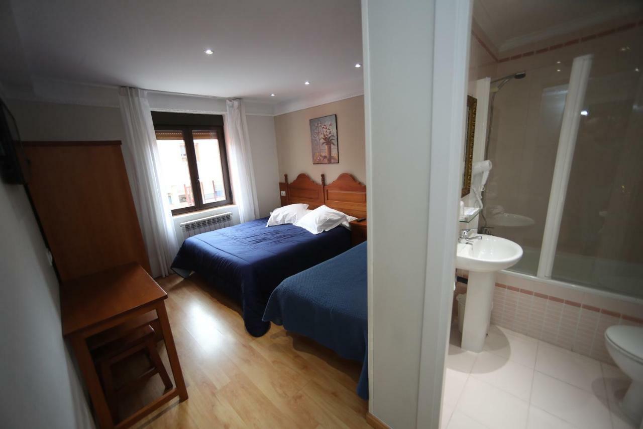 Hostal Vitorina Сория Экстерьер фото