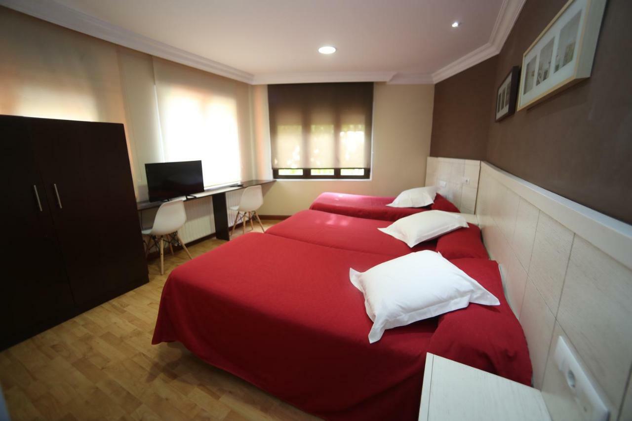 Hostal Vitorina Сория Экстерьер фото