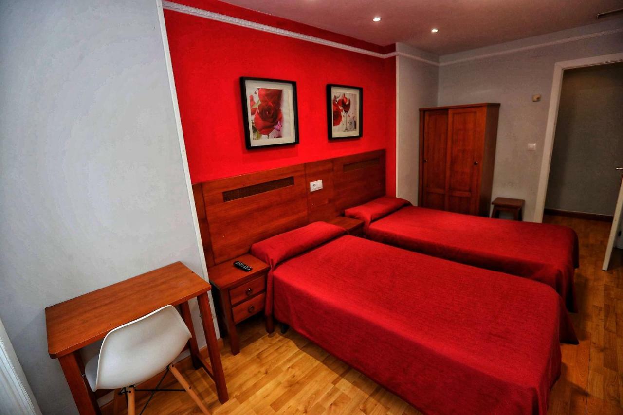 Hostal Vitorina Сория Экстерьер фото